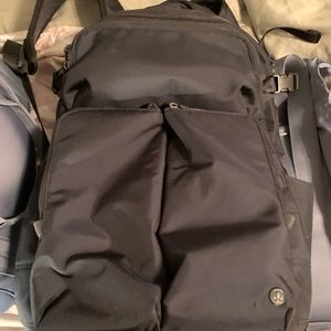 Lululemon assert backpack